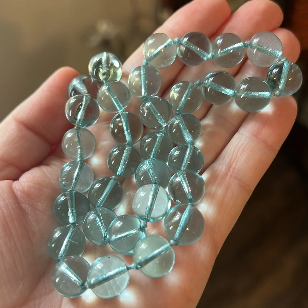 RARE Antique Light Aqua Blue Orb Pools of Light Handknotted Necklace - Picture 10 of 16